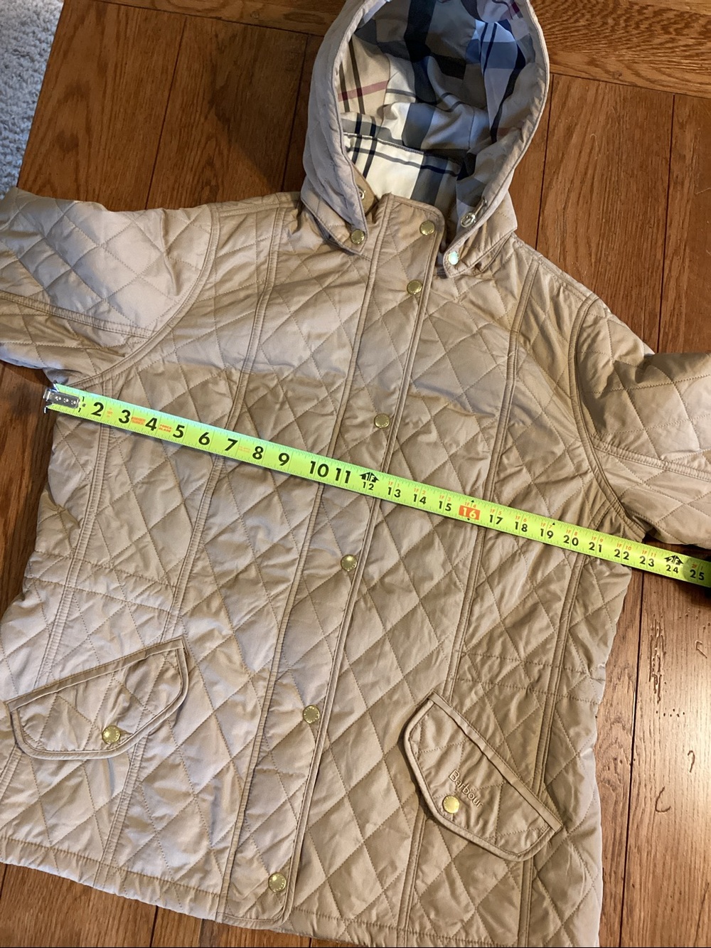 Barbour women’s beige Millfire diamond pattern quilted jacket. Women’s size 14 - Picture 12 of 15